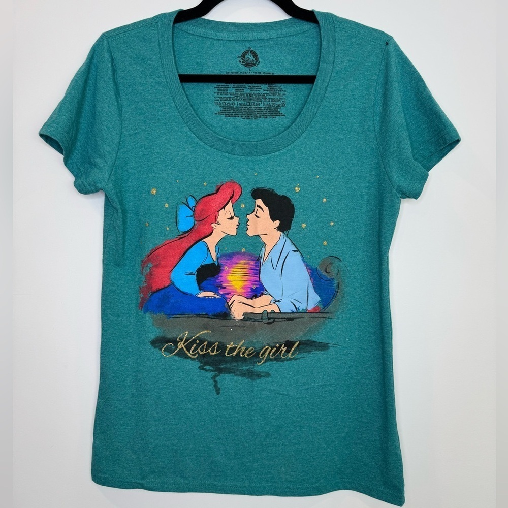 Disney the little mermaid Teal Graphic T-Shirt size large